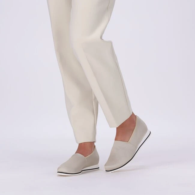 Hassia Slipper Piacenza - Goldfarbig Metallic Plateau 7 Hassia Slipper Piacenza - Goldfarbig Metallic Plateau – Bild 5