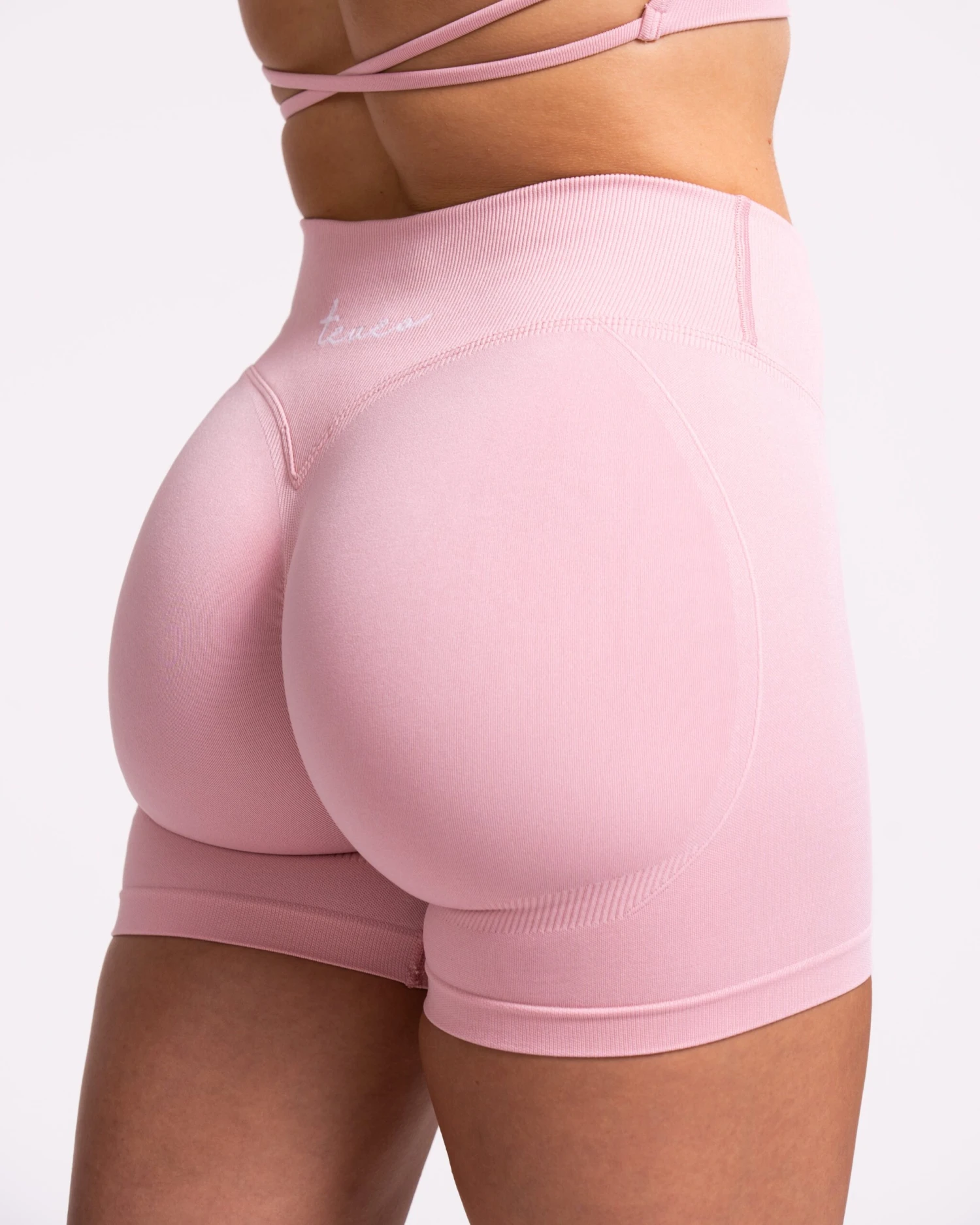 Fearless V-Shape Covert Scrunch Short "Rosa" 6 Fearless V-Shape Covert Scrunch Short "Rosa" – Bild 4