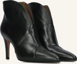 Toral 12601 Elegante Leder-Stiefeletten in Schwarz mit Stiletto-Absatz