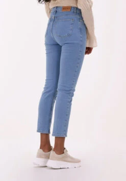 NA-KD Button Up Skinny Jeans - High Waist Jeans in Blau 7 NA-KD Button Up Skinny Jeans - High Waist Jeans in Blau -Teveo Geschaft 218350 3