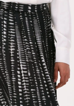 Simple Woven Skirt – Eleganter Midirock in Schwarz für Damen -Teveo Geschaft 220551 3