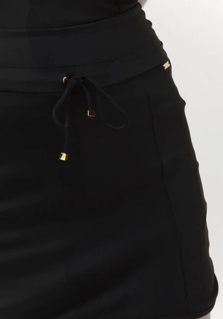 Deblon Sports Bobby Skirt – Eleganter Schwarzer Sport-Minirock 5 Deblon Sports Bobby Skirt – Eleganter Schwarzer Sport-Minirock – Bild 3