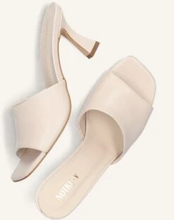 Notre-v 7731 Beige Leather Mules with Square Toe -Teveo Geschaft 242606 5