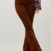 Fabienne Chapot Eva Flare Trousers 178 - Braune Flared Jeans aus Cord 2 Fabienne Chapot Eva Flare Trousers 178 - Braune Flared Jeans aus Cord -Teveo Geschaft 252784 1