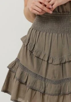 Notre-V Voile Skirt: Eleganter Minirock in Taupe 7 Notre-V Voile Skirt: Eleganter Minirock in Taupe -Teveo Geschaft 265820 3
