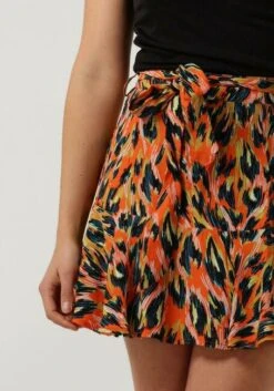 Silvian Heach Minirock Orange - Modisches GPP24115MG Design aus Viskose 7 Silvian Heach Minirock Orange - Modisches GPP24115MG Design aus Viskose -Teveo Geschaft 268831 3