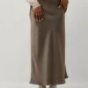 Neo Noir Vicky Heavy Sateen Skirt - Grauer Maxirock -Teveo Geschaft 272752 1