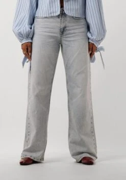 My Essential Wardrobe 35 The Louis 139 High Wide Jeans in Light Blue