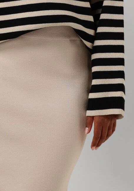 Object Objreynard High-Waist Knit Maxi Skirt in Beige 5 Object Objreynard High-Waist Knit Maxi Skirt in Beige – Bild 3