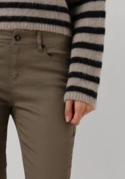 DRYKORN Need Straight Leg Jeans in Sand 7 DRYKORN Need Straight Leg Jeans in Sand -Teveo Geschaft 296516 3