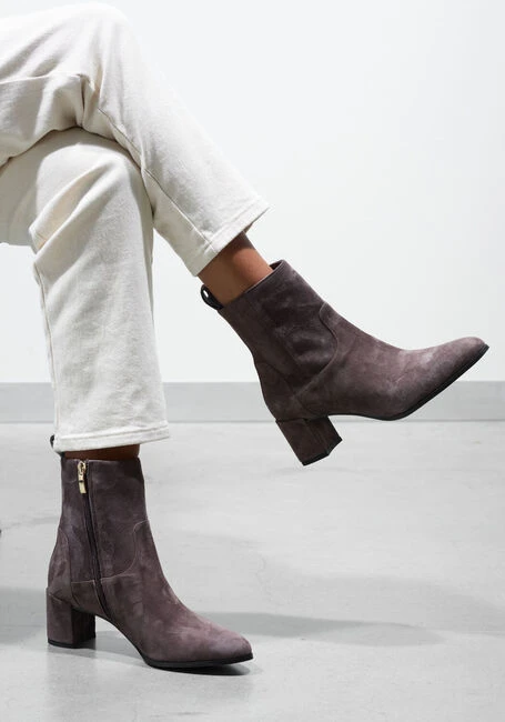 Lina Locchi 8543 Damen Stiefeletten aus Wildleder in Braun 7 Lina Locchi 8543 Damen Stiefeletten aus Wildleder in Braun – Bild 5