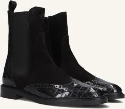 Pertini 32068 Damen Stiefeletten aus schwarzem Wildleder