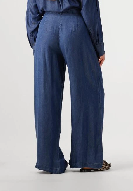 Selected Women Slfjanna High Waist Wide Jeans in Pleated Chambray 4 Selected Women Slfjanna High Waist Wide Jeans in Pleated Chambray – Bild 2