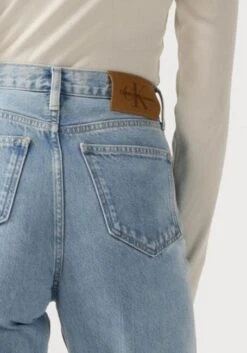 Calvin Klein High Rise Straight Leg Jeans für Damen in Hellblau -Teveo Geschaft 301513 3