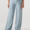 Second Female Irvin Denim Wide Jeans in Hellblau -Teveo Geschaft 302042 1