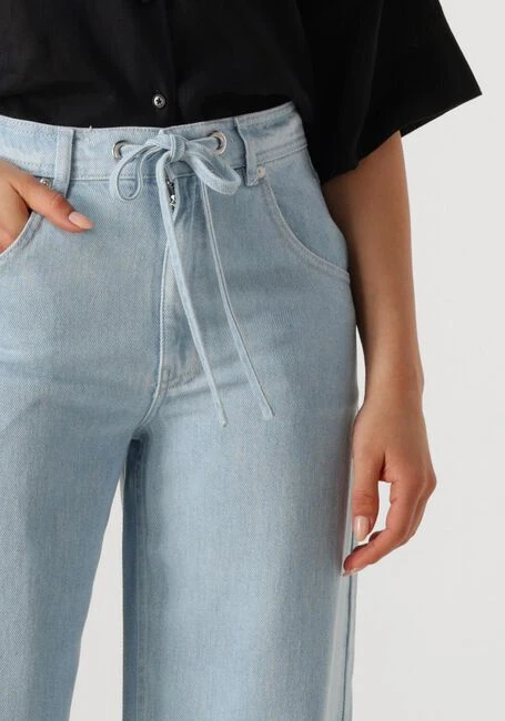 Second Female Irvin Denim Wide Jeans in Hellblau 5 Second Female Irvin Denim Wide Jeans in Hellblau – Bild 3