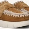 Mou Bounce Clog - Exklusive Plateau-Slipper aus Wildleder in Cognac 1 Mou Bounce Clog - Exklusive Plateau-Slipper aus Wildleder in Cognac -Teveo Geschaft 304358 1