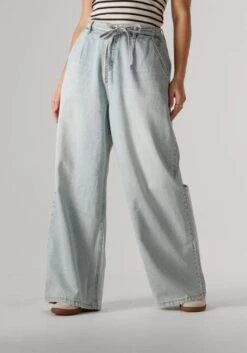 Circle of Trust Kenzi Wide Leg Jeans in Hellblau