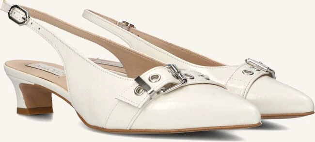 Lina Locchi Weiße Slingbacks Au 23 aus Lackleder mit Kitten-Heel 3 Lina Locchi Weiße Slingbacks Au 23 aus Lackleder mit Kitten-Heel