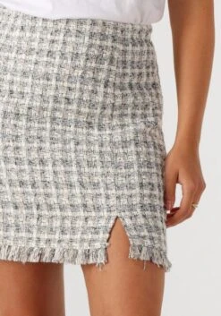 EDITED Minirock Ellinor – Stilvoller Tweed-Rock in Off-White -Teveo Geschaft 311507 3