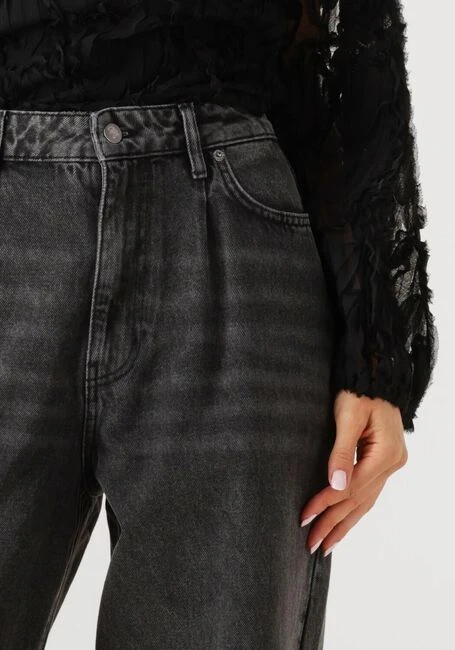 Co'couture Vika Pleat Long Mom Jeans in Black 5 Co'couture Vika Pleat Long Mom Jeans in Black – Bild 3