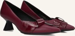 Lodi Kadil Pumps aus rotem Leder mit Kitten-Heel