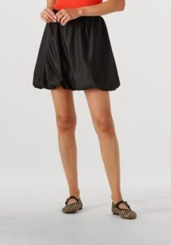 Y.A.S. Yasbobbie HW Bubble Hem Skirt - Schwarzer Minirock für Damen