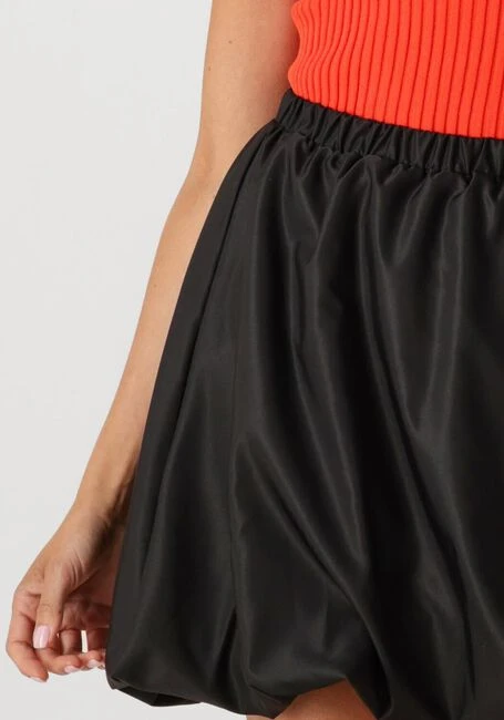 Y.A.S. Yasbobbie HW Bubble Hem Skirt - Schwarzer Minirock für Damen 5 Y.A.S. Yasbobbie HW Bubble Hem Skirt - Schwarzer Minirock für Damen – Bild 3