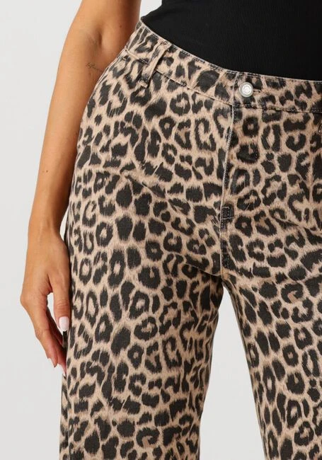 Catwalk Junkie Tailored Leopard Bootcut Jeans in Braun 5 Catwalk Junkie Tailored Leopard Bootcut Jeans in Braun – Bild 3