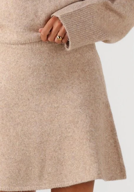 Notre-V Minirock NV-Gladys in Sand – Eleganter A-Linien-Schnitt 5 Notre-V Minirock NV-Gladys in Sand – Eleganter A-Linien-Schnitt – Bild 3