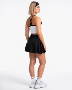 TEVEO Fearless V-Shape Tennis Skort Schwarz 9 TEVEO Fearless V-Shape Tennis Skort Schwarz -Teveo Geschaft A7400375 Bearbeitet 1