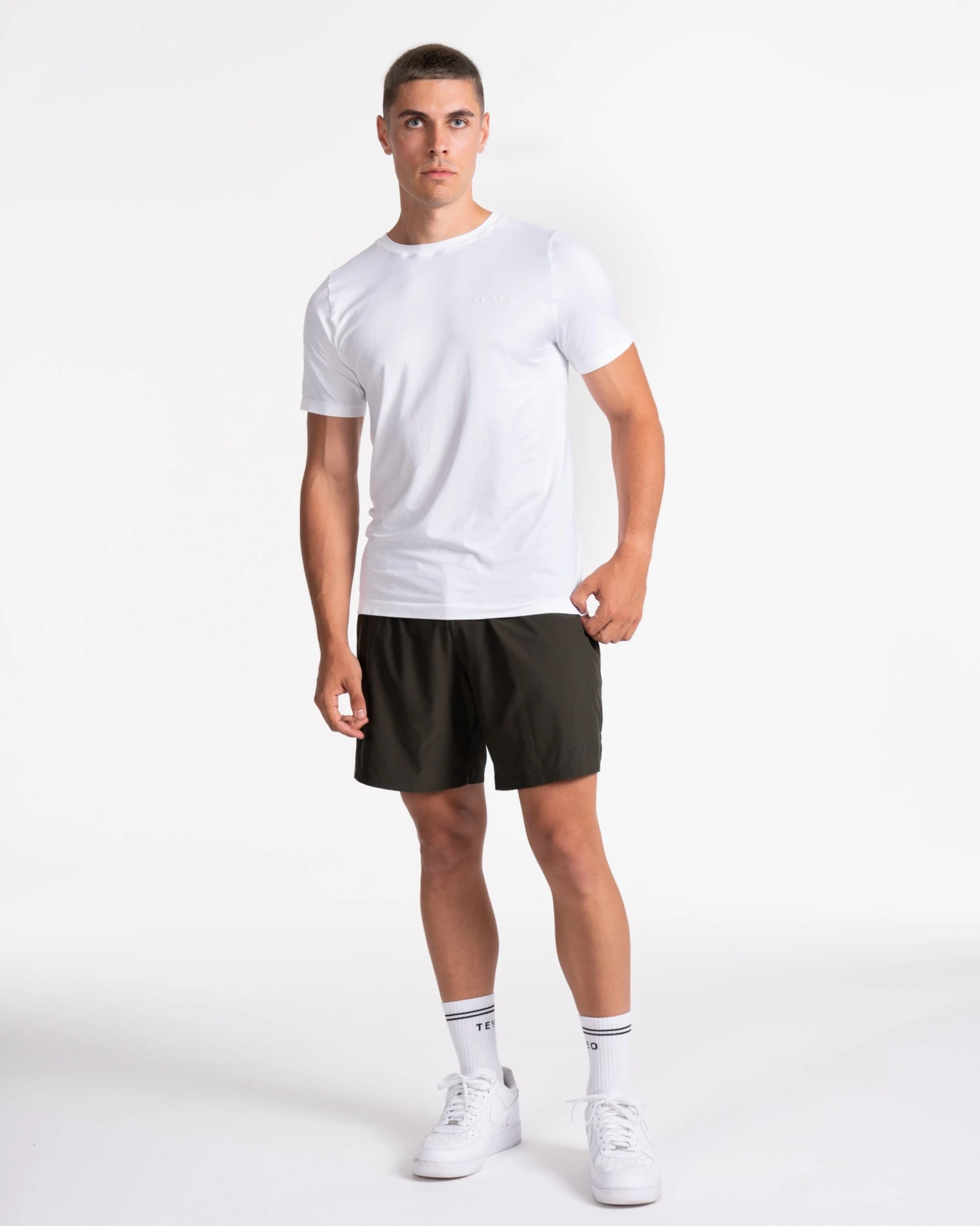 Pace Fitted T-Shirt Weiß – Athletisches Herren Sportshirt 5 Pace Fitted T-Shirt Weiß – Athletisches Herren Sportshirt – Bild 3