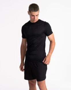 Pace Fitted T-Shirt Schwarz - Slim Fit Performance Sportshirt