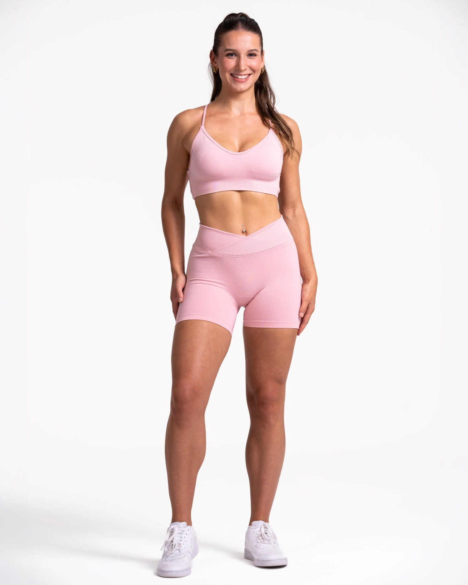 Fearless V-Shape Covert Scrunch Short "Rosa" 5 Fearless V-Shape Covert Scrunch Short "Rosa" – Bild 3