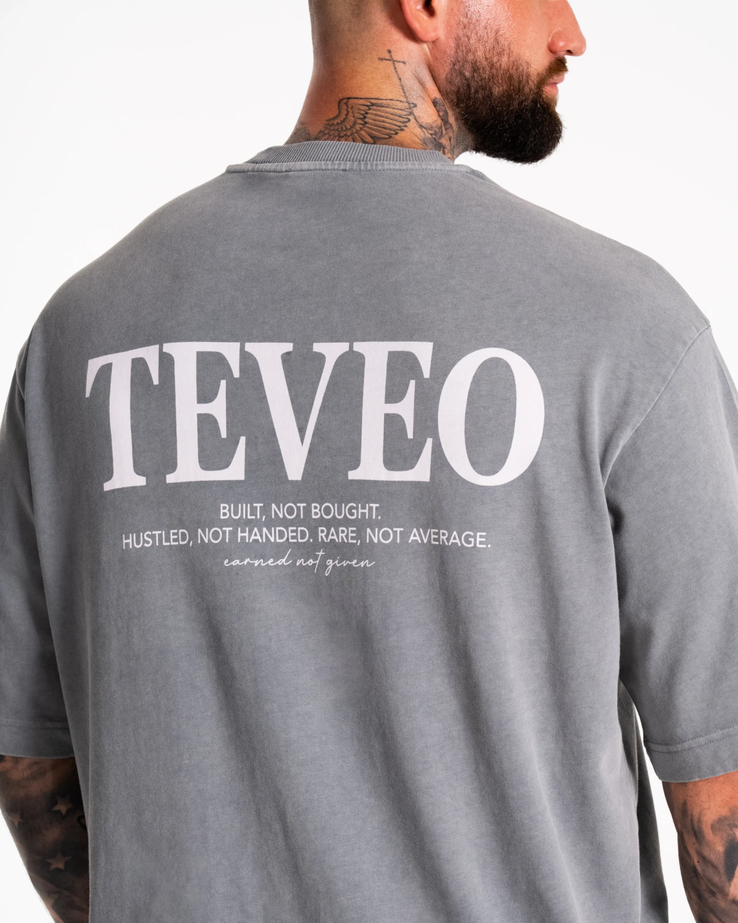 TEVEO Acid T-Shirt Grau – Vintage Oversized Style für Herren 6 TEVEO Acid T-Shirt Grau – Vintage Oversized Style für Herren – Bild 4