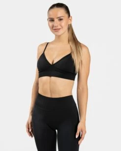 Triangle Sport BH Schwarz mit Push-Up Effekt - Essence