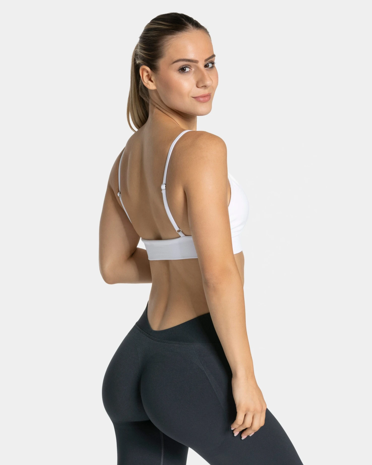 Essence Triangle Bh "Weiß" 4 Essence Triangle Bh "Weiß" – Bild 2