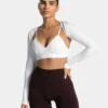 Essence Bolero Weiß – Femininer Langarm-Layer für Training & Alltag 2 Essence Bolero Weiß – Femininer Langarm-Layer für Training & Alltag -Teveo Geschaft Essence Bolero weiss 0496