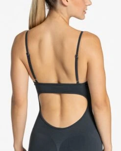 Essence V-Back Covert Scrunch Jumpsuit Ebony - Sculpting Fitness Wear -Teveo Geschaft Essence Jumpsuit lang ebony 0519