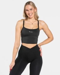 TEVEO Fearless Cami Top Schwarz – Stilvolles Sport Crop Top mit Support