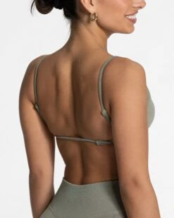 TEVEO Femme Backless Sport-BH in Khaki mit verstellbaren Trägern 10 TEVEO Femme Backless Sport-BH in Khaki mit verstellbaren Trägern -Teveo Geschaft Femme Bh Khaki 7011