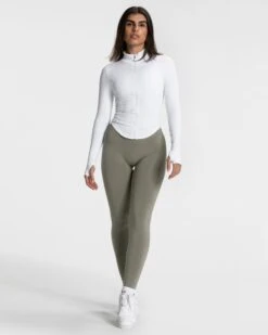 Shaping Zip Jacke für Damen in Weiß – Figurbetonte Sportjacke mit Rippstruktur 9 Shaping Zip Jacke für Damen in Weiß – Figurbetonte Sportjacke mit Rippstruktur -Teveo Geschaft Femme Shaping Zip Jacke Weiss 8301