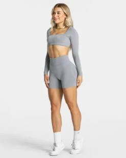 TEVEO Femme Sculpt Scrunch Short "Grau" – Fitness-Shorts mit Push-Effekt -Teveo Geschaft Femme Short Grau 7125 257b56f6 aee4 49d5 9d33 9d036ae42063