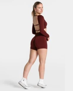 TEVEO Femme Sculpt Scrunch Short in Weinrot 11 TEVEO Femme Sculpt Scrunch Short in Weinrot -Teveo Geschaft Femme Shorts burgundy 6056 d085a17f 9569 4e4d 8caf a2597065535e