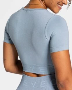 Focus Crop Top "Stahlblau" – Sport-Oberteil mit V-Ausschnitt & Scrunch 10 Focus Crop Top "Stahlblau" – Sport-Oberteil mit V-Ausschnitt & Scrunch -Teveo Geschaft Focus Crop Top stahlblau 8867