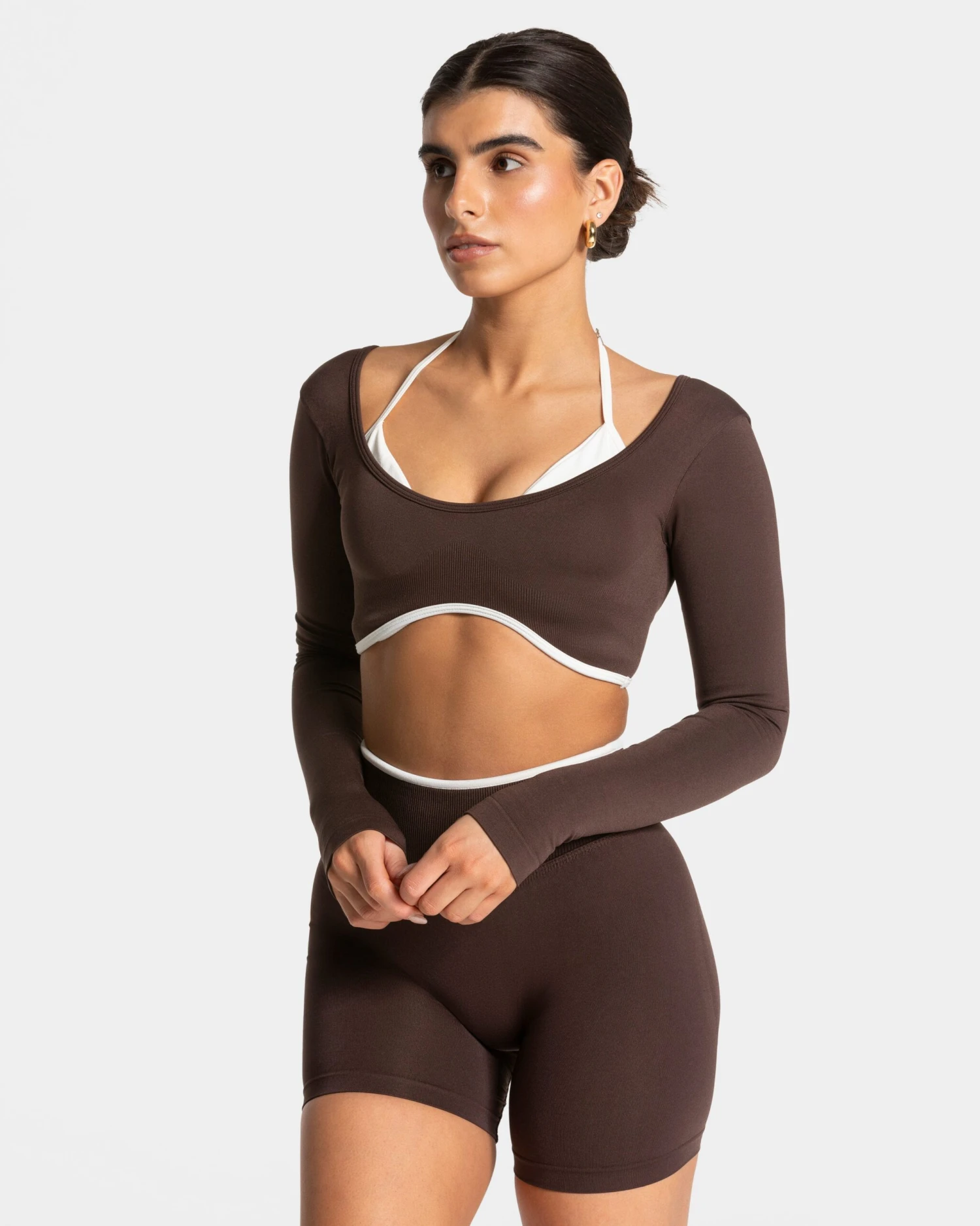 Damen Sport Longsleeve Espresso - Ignite Kollektion mit integriertem BH 3 Damen Sport Longsleeve Espresso - Ignite Kollektion mit integriertem BH