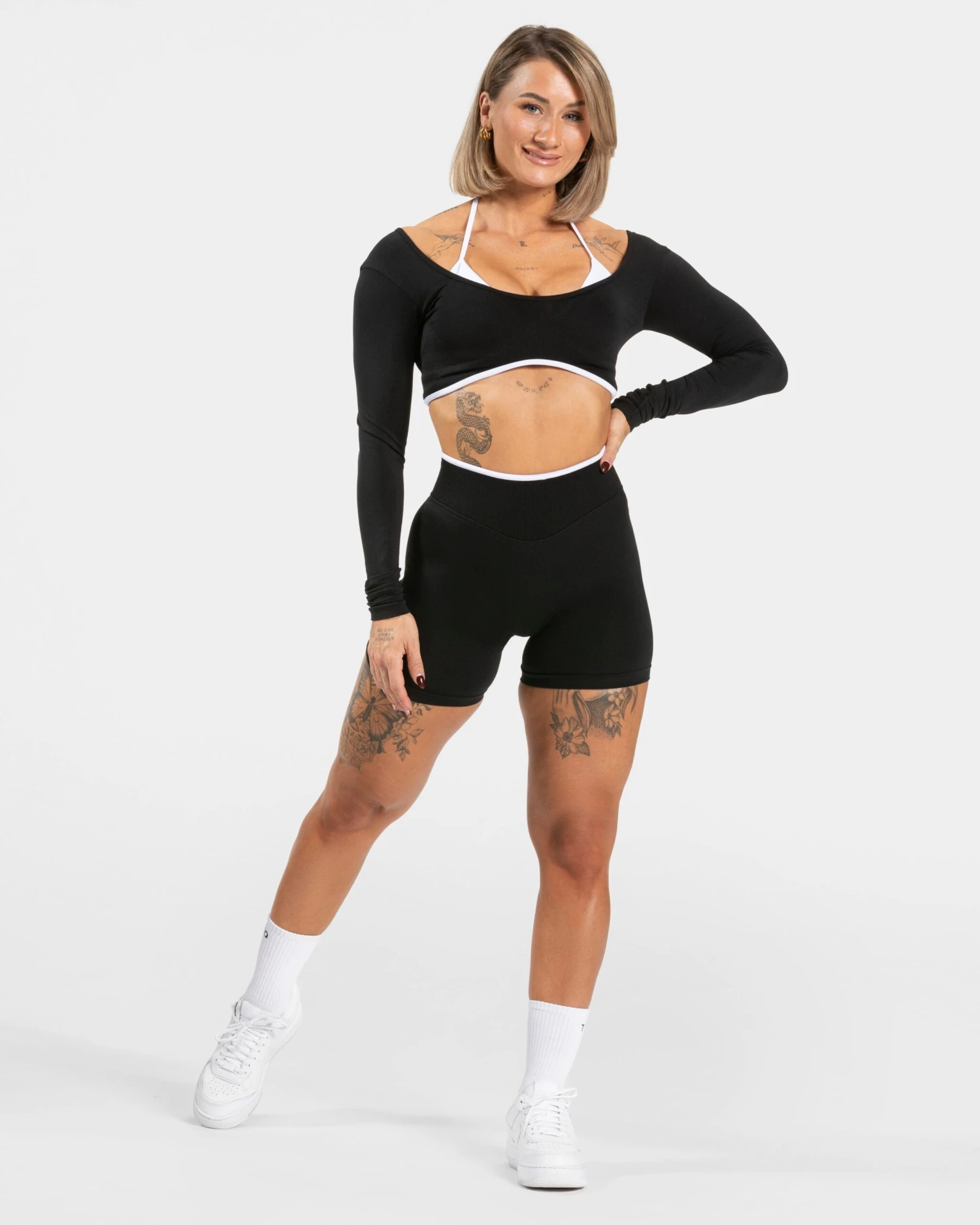 Ignite Sculpt Scrunch Short"Schwarz" 5 Ignite Sculpt Scrunch Short"Schwarz" – Bild 3