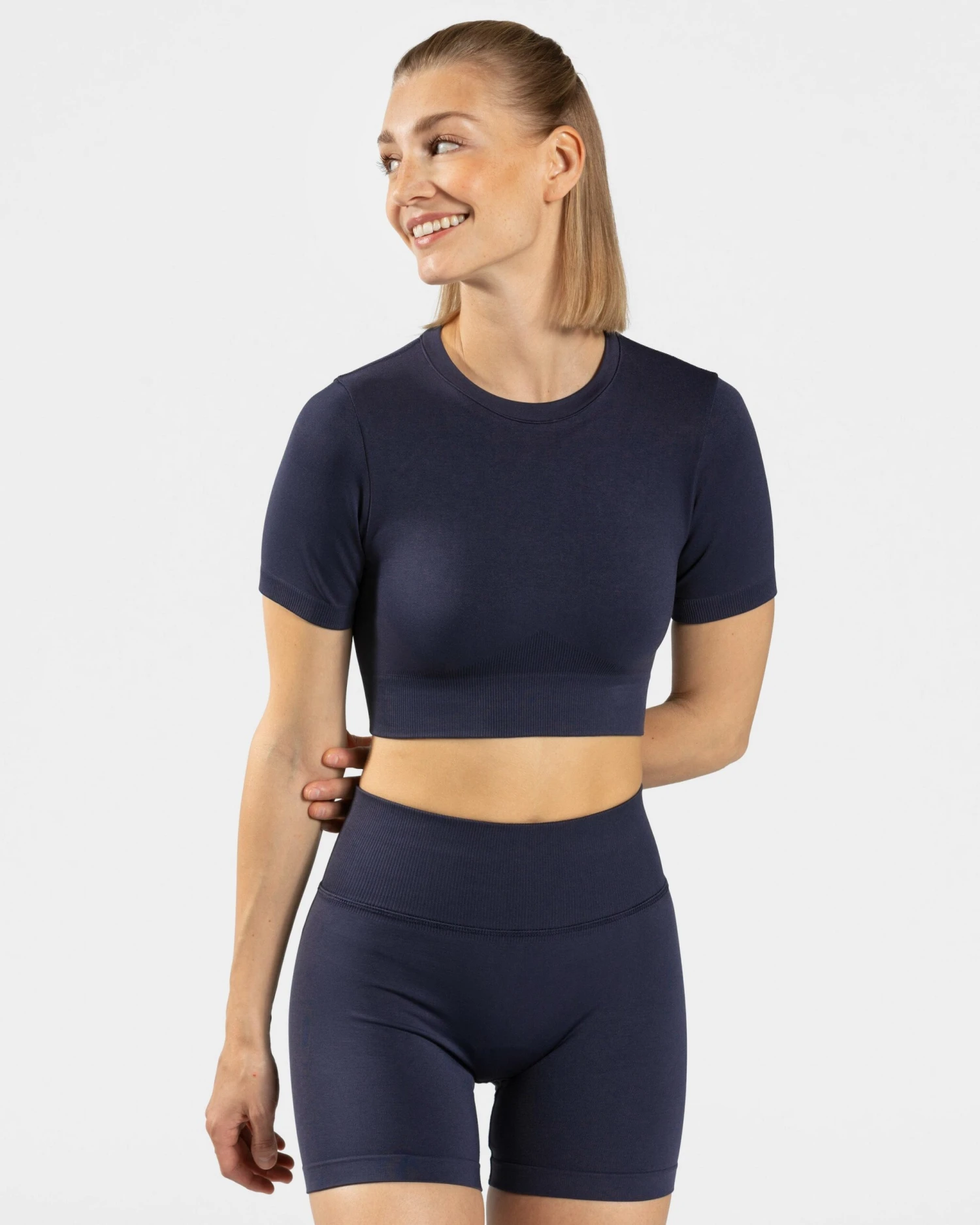Sensation Crop Top Dunkelblau - Elastisches Fitness Oberteil für Damen 3 Sensation Crop Top Dunkelblau - Elastisches Fitness Oberteil für Damen