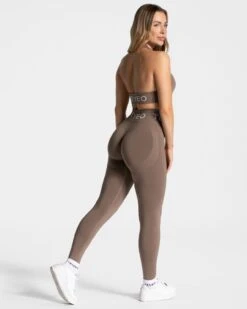 TEVEO Signature Twisted BH in Mokka - Sport-BH mit festem Halt 11 TEVEO Signature Twisted BH in Mokka - Sport-BH mit festem Halt -Teveo Geschaft Signature Leggings Mokka 0147 afd6bca3 cff7 4657 b99d a75f1e3b626d