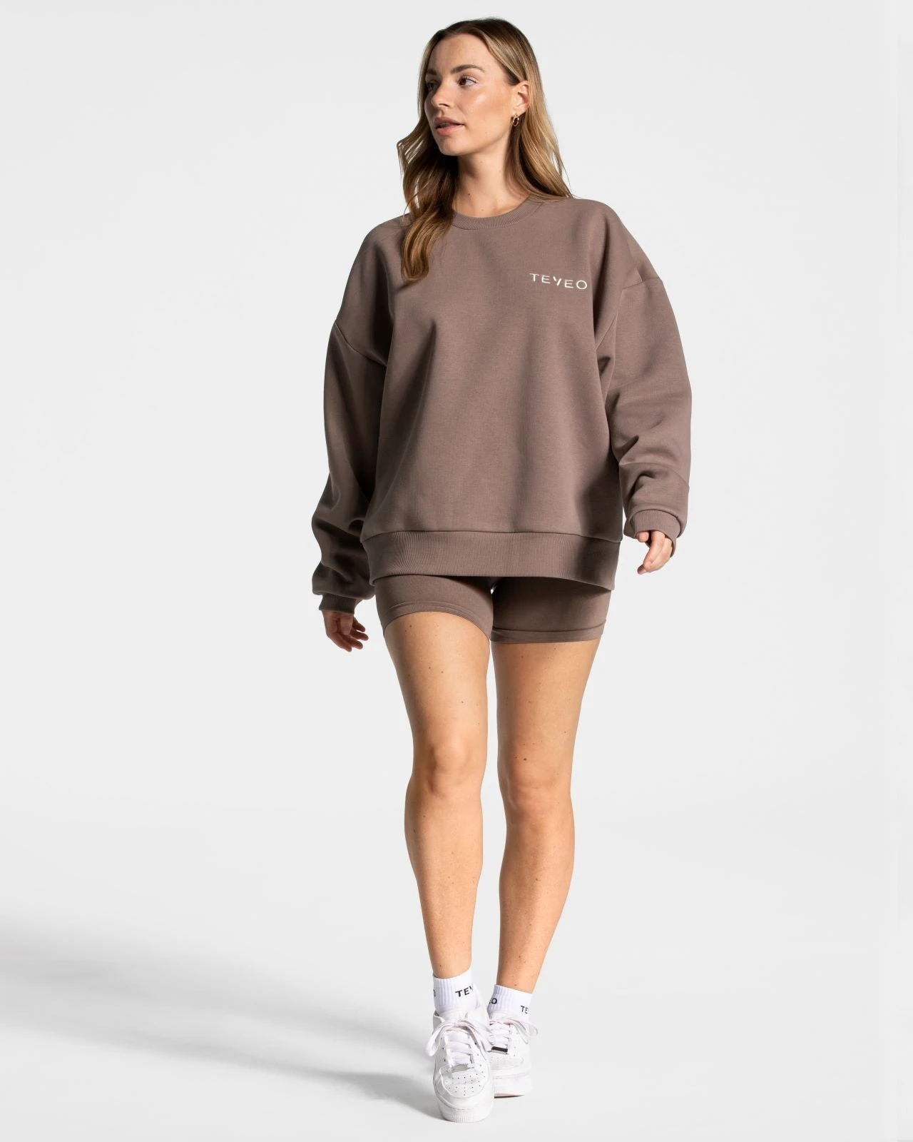 Signature Oversized Sweater "Mokka" 5 Signature Oversized Sweater "Mokka" – Bild 3